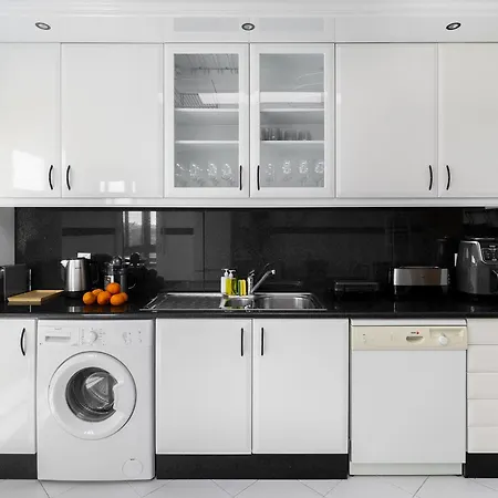 公寓 Whome Surfer's Paradise Retreat: Digital Nomads & Remote Workers 埃里塞拉