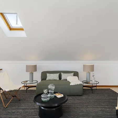 Appartement Whome Surfer's Paradise Retreat: Digital Nomads & Remote Workers